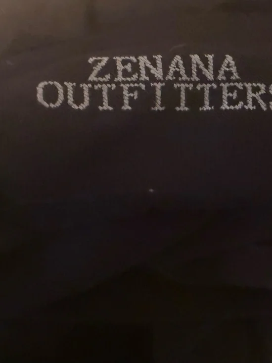 Zenana Outfitters Black Cropped Leggings with Lace Hem - Picture 4 of 4